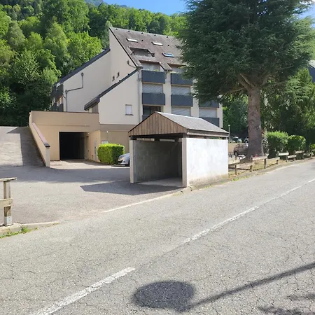 St Lary Village-vue Montagne. Appartement *