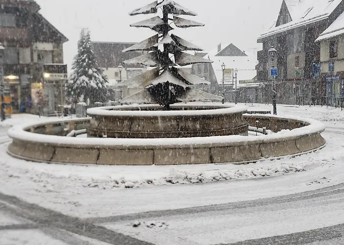 St Lary Village-vue Montagne. Appartement Saint-Lary-Soulan