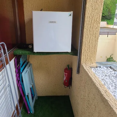 St Lary Village-vue Montagne.